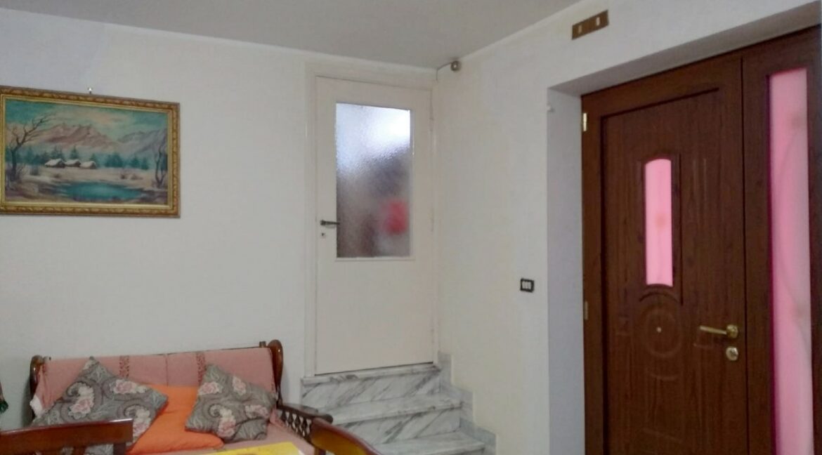 SALA (26)