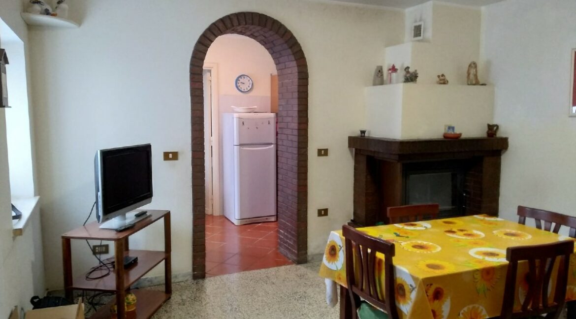SALA (27)