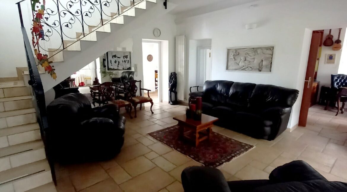 SALA (39)