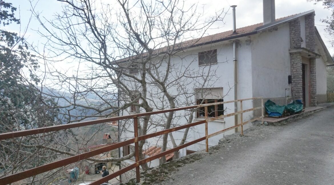 esterno (89)