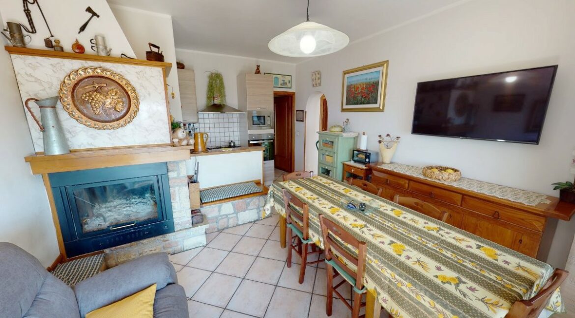 sala piano terra (3)