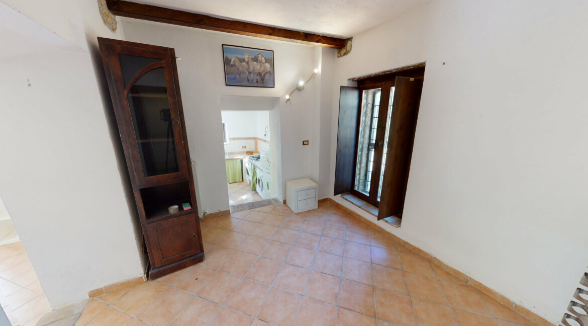 Rocca-Sinibaldarif-2353-07192022_185227