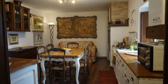 RIETI-LUGNANO: Cielo/Terra con ingresso indipendente (RIF. 2430)