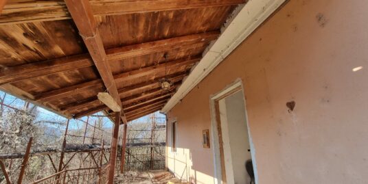 RIETI – CHIESA NUOVA: Casale da ristrutturare con 1 ettaro di terreno (Rif. 2543)