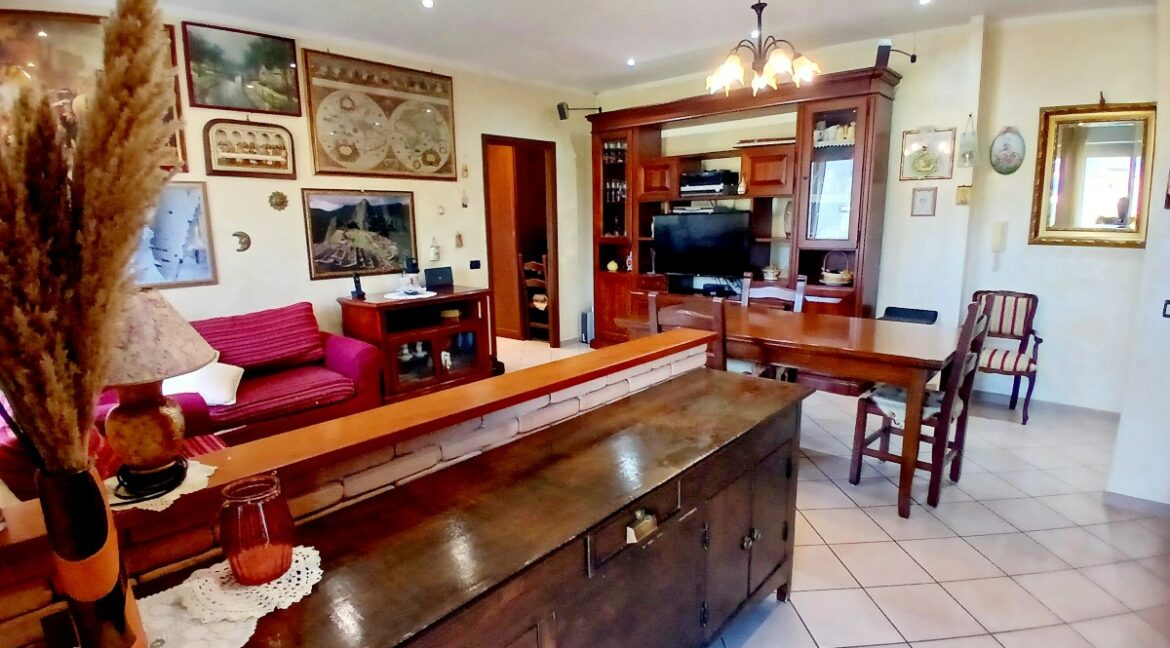SALA (2)