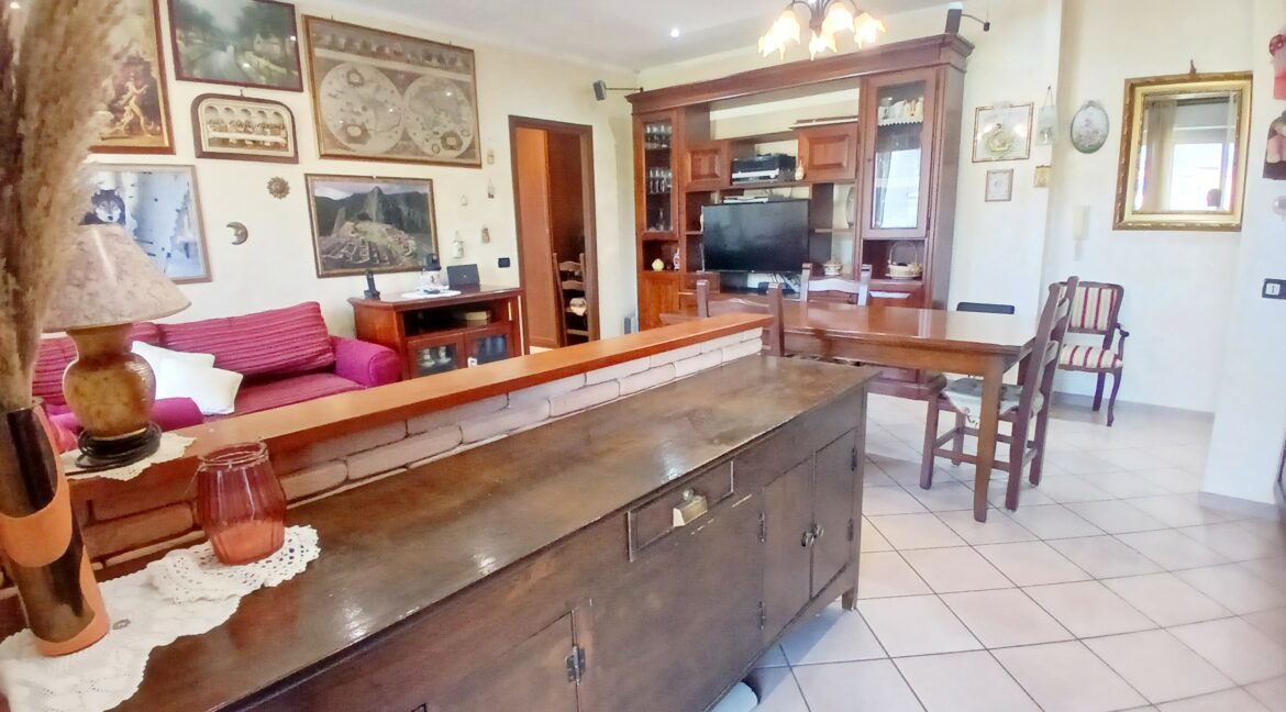 SALA (3)