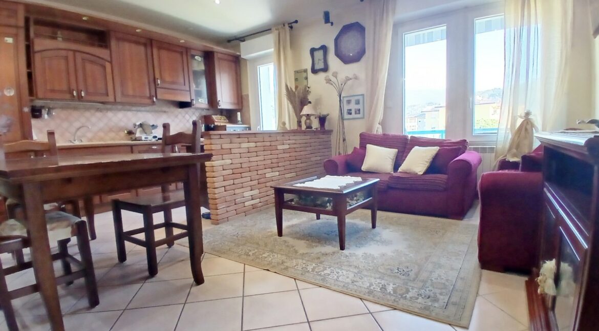 SALA (4)