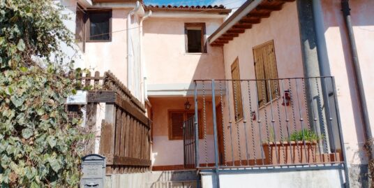 CANTALICE Appartamento con giardino di circa 200 mq (Rif.2704)
