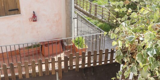 CANTALICE Appartamento con giardino di circa 200 mq (Rif.2704)