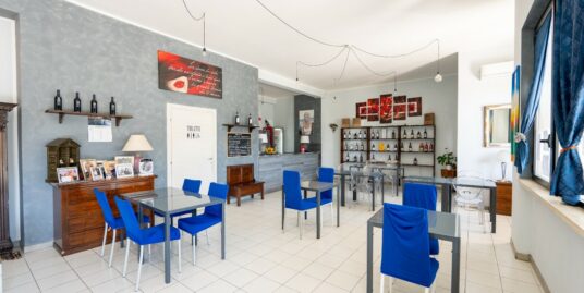 Rieti-Vazia:Negozio-Locale commerciale adibito a Ristorante ottimo investimento(Rif.2707)
