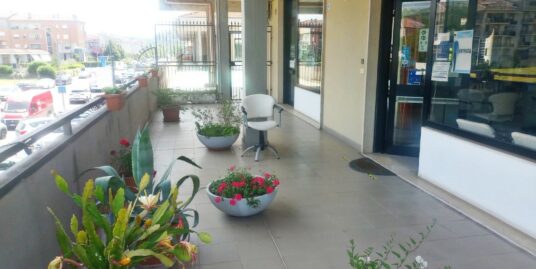 Rieti-Campoloniano: Appartamento con progetto ricavato da locale commerciale(Rif.2731)