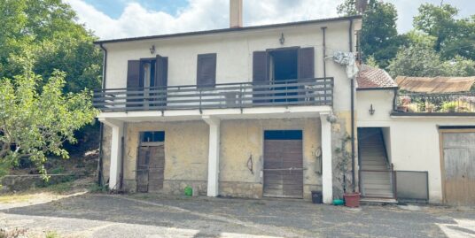 CANTALICE-Loc. Capolaterra Casa indipendente su unico livello (Rif.2747)