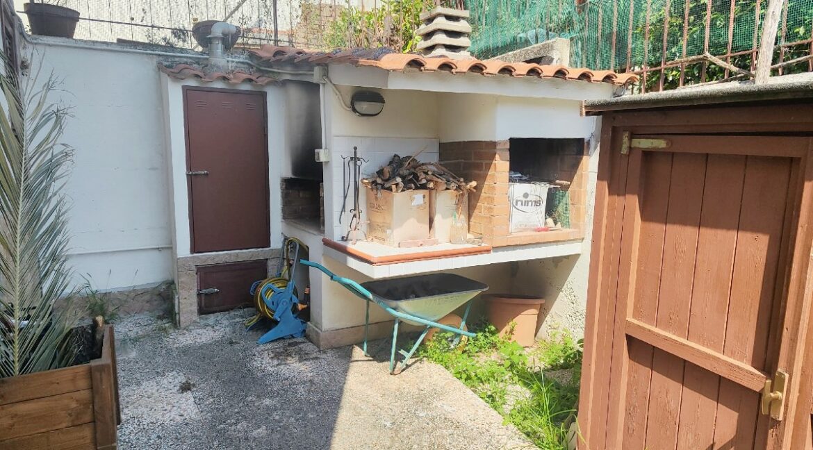 Esterno 05 (3)