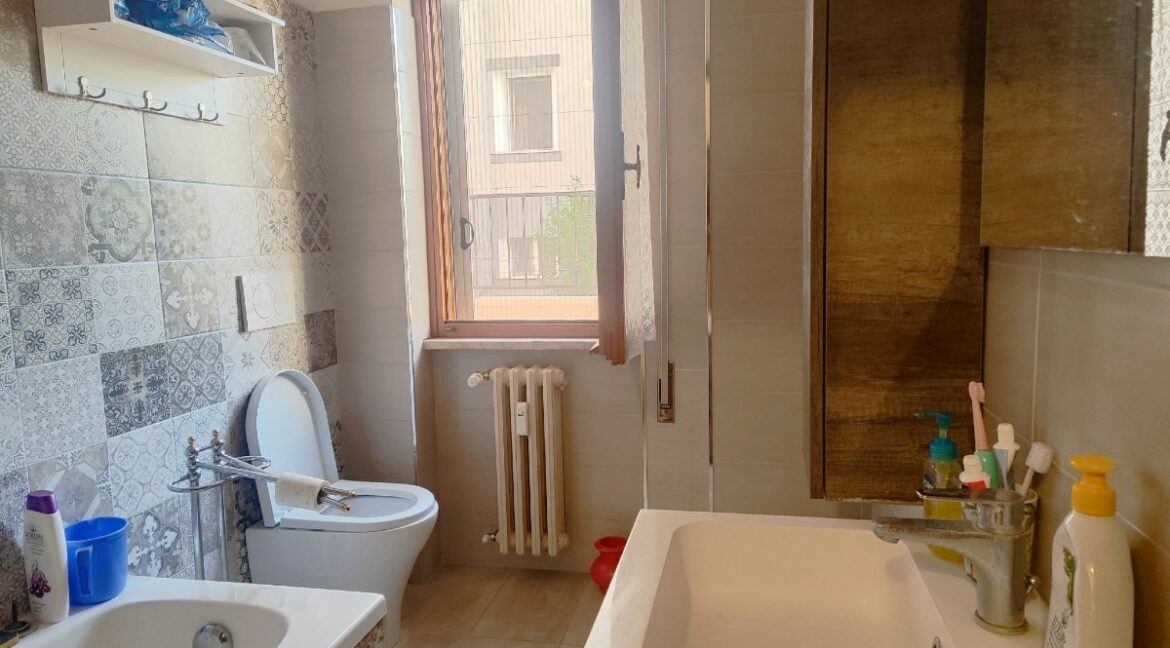 BAGNO 02 (2)