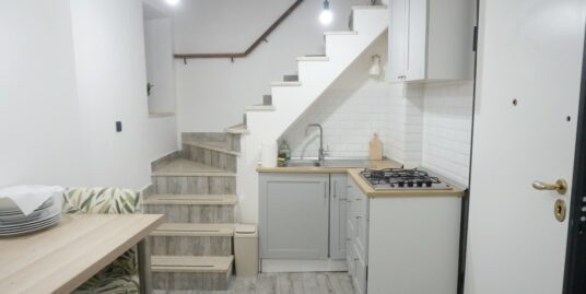 CASAPROTA Appartamento completamente ristrutturato (Rif.2772)