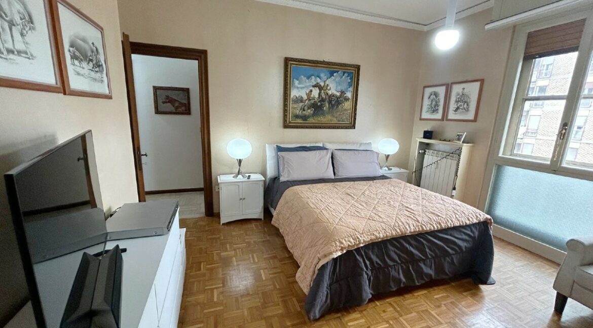 CAMERA 04 (4)