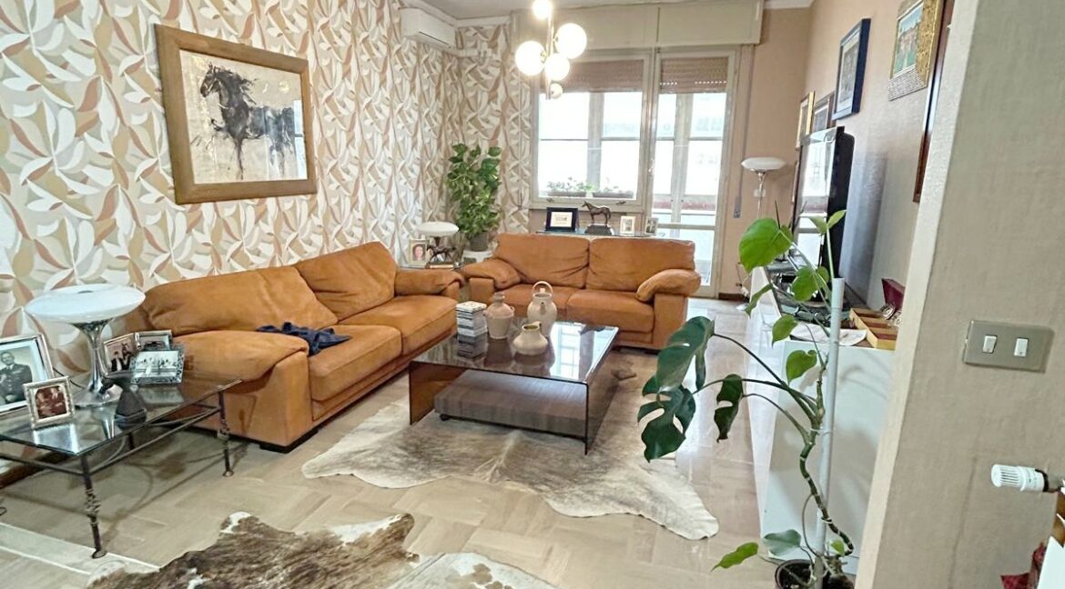 SALA 03