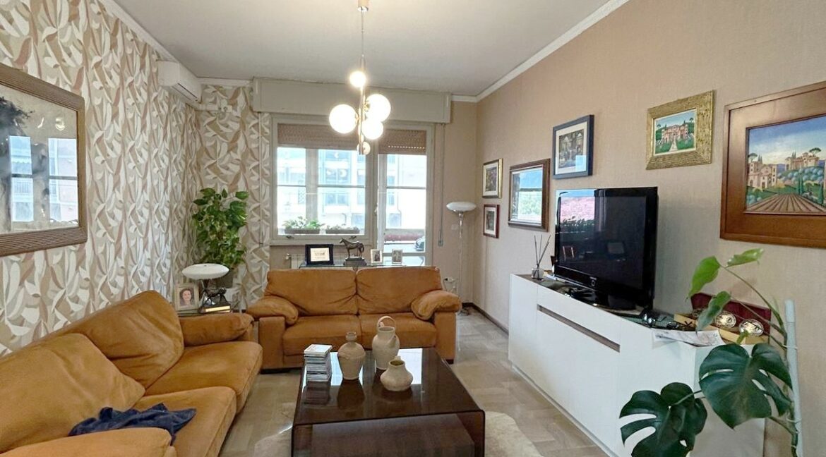 SALA (3)