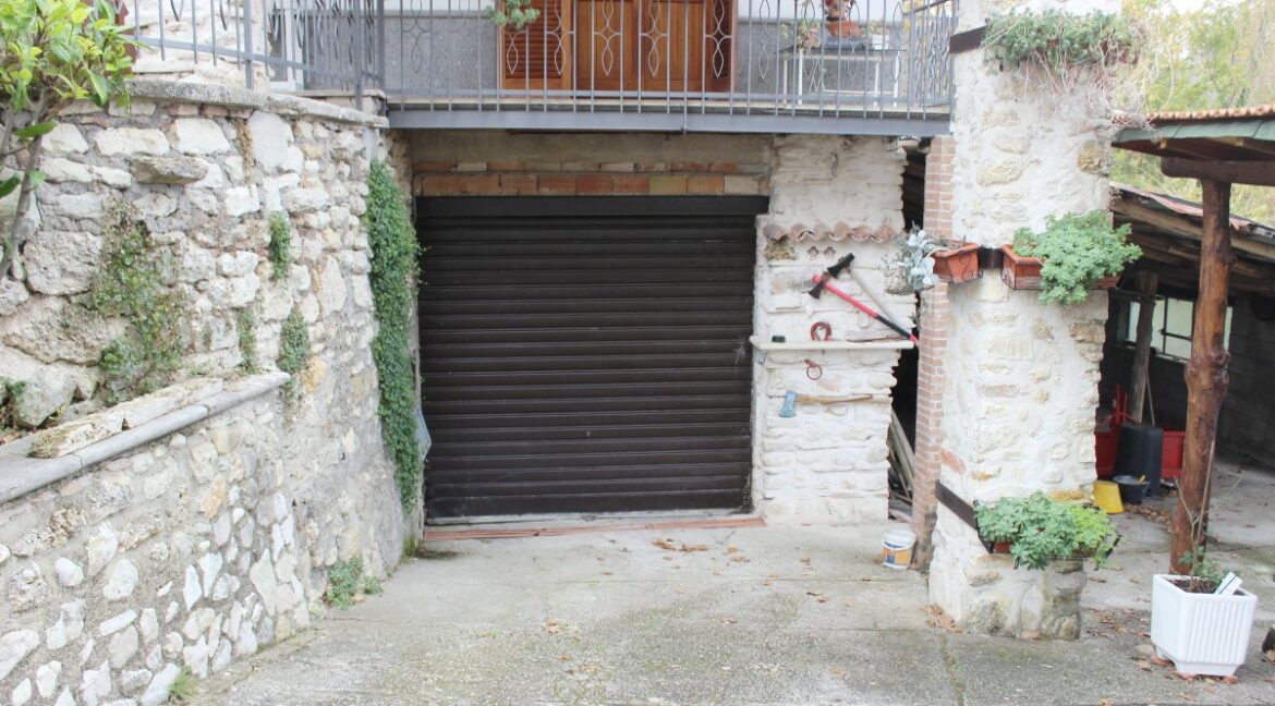 GARAGE (1)