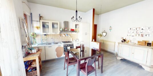 SANTA RUFINA Appartamento al piano rialzato con giardino privato (Rif.2800)