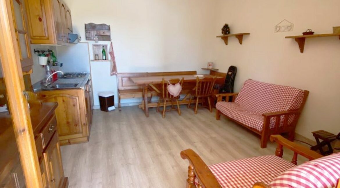 sala con angolo cottura