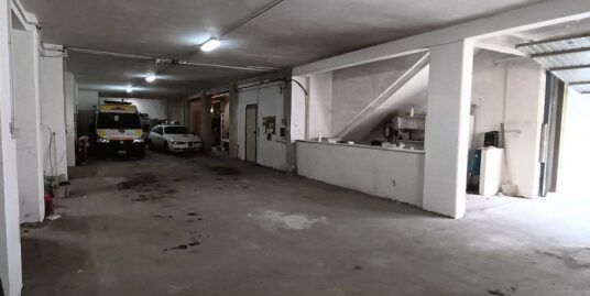 RIETI-VAZIA: Magazzino/Garage di grandi dimensioni (Rif.2815)