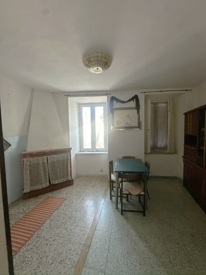 � IL TUO RIFUGIO IN MONTAGNA – VACCARECCIA, CONCERVIANO (Rif.2867)